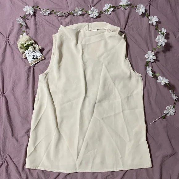 SOLD! Gorgeous Commense Cream Mandarin Collar Blouse So Soft & Sweet - Picture 6 of 9